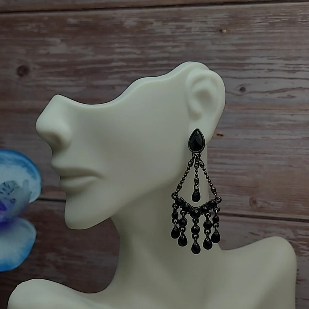BLACK BEADED DANGLING CHANDLER PIERCED EARRINGS